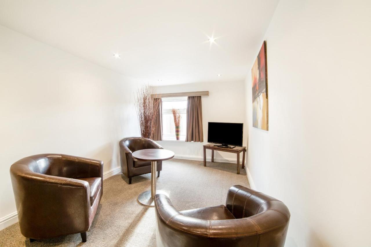 The Connaught Hotel Wolverhampton Luaran gambar