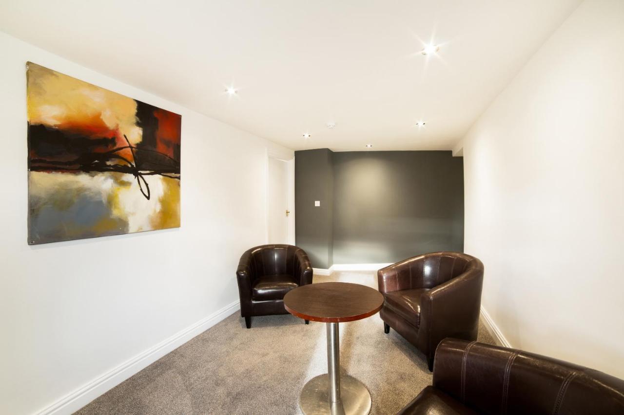 The Connaught Hotel Wolverhampton Luaran gambar